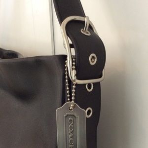 ON SALE!! ❤️ COACH - Large Black Leather Bag - EUC